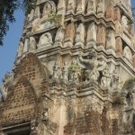 Temple Wat Ratchaburana - Statues