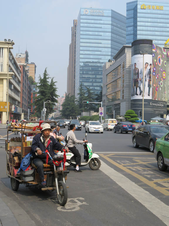 Vue sur une rue de Chengdu