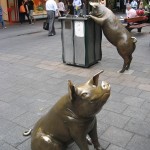 Adélaïde - Sculptures de cochon