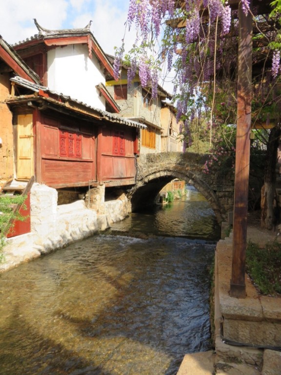 Maison le long du canal