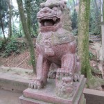 Mont Emei, lion gardien